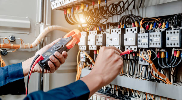 Best Licensed Electrician  in South Gate, CA